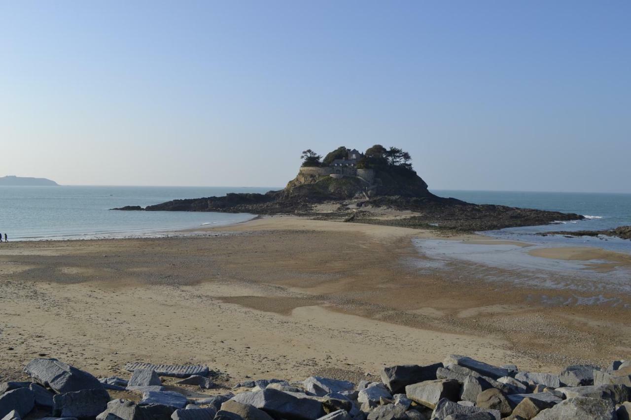 Vue Sur Mer Канкал Екстериор снимка